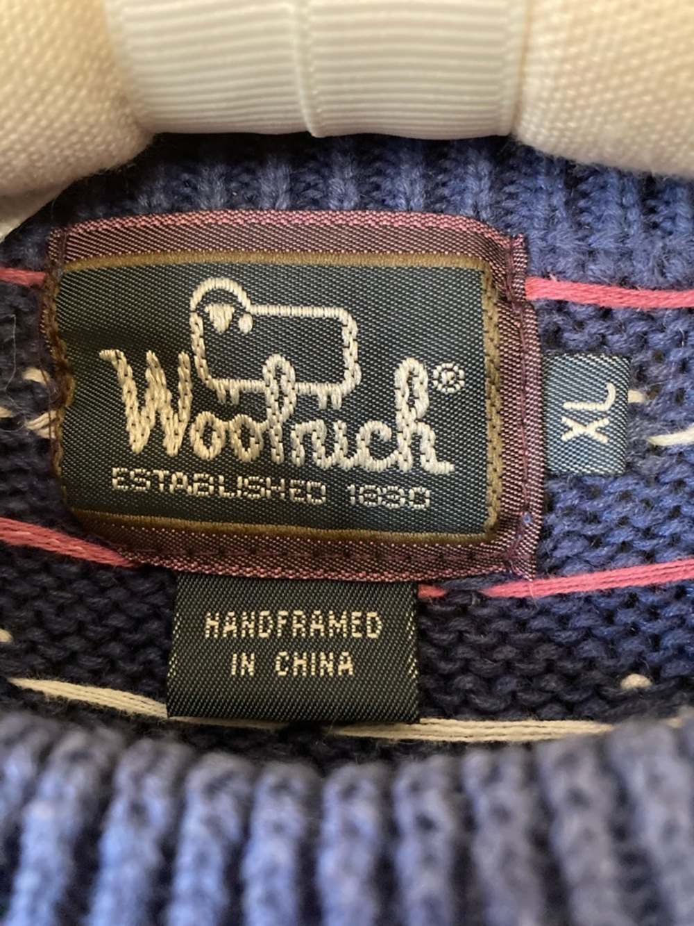 Vintage Woolrich Embroidered Sweater - XL - Picture 12 of 16